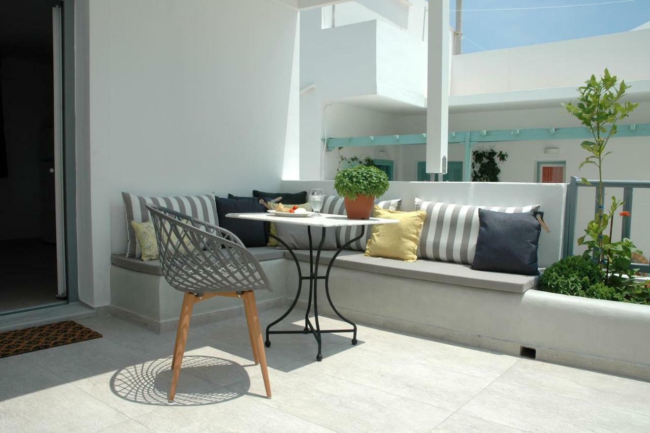 Kalypso House Villa Pera Gyalos Ngoại thất bức ảnh