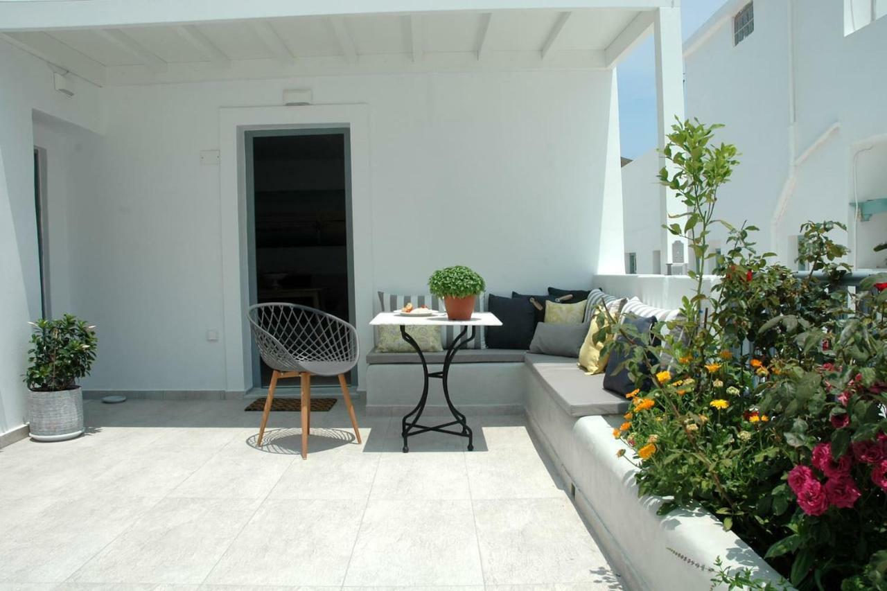 Kalypso House Villa Pera Gyalos Ngoại thất bức ảnh
