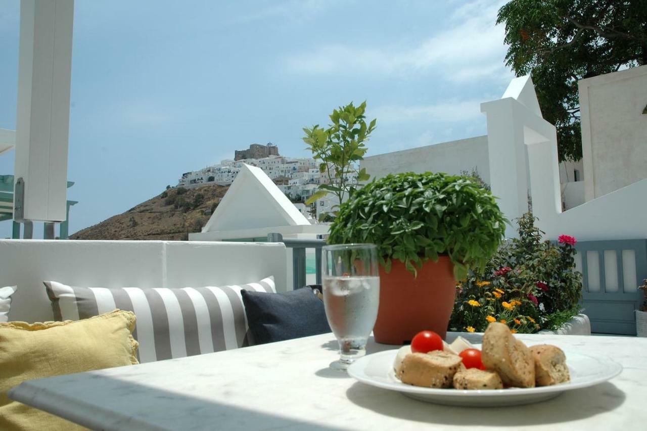 Kalypso House Villa Pera Gyalos Ngoại thất bức ảnh