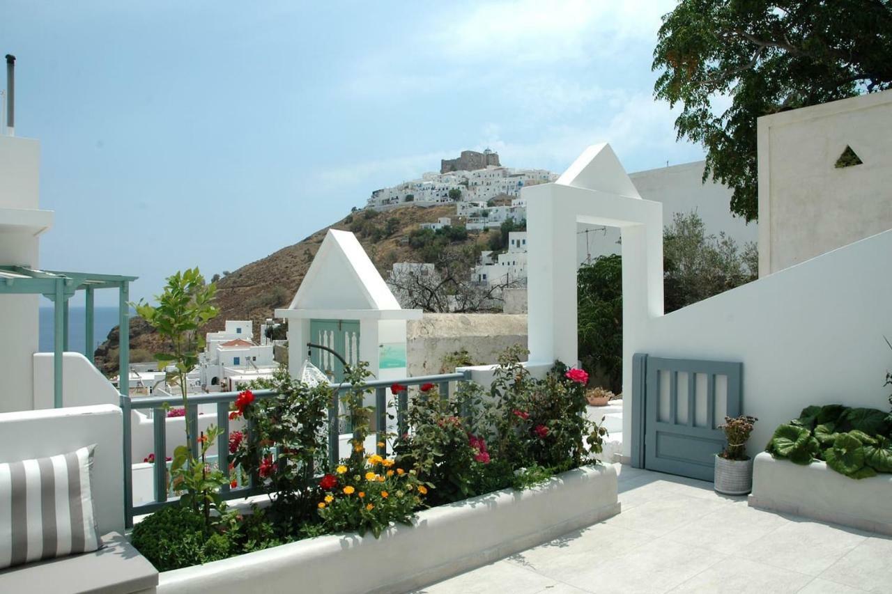 Kalypso House Villa Pera Gyalos Ngoại thất bức ảnh